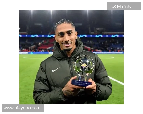 拉菲尼亚坦言曾考虑离开巴萨沙特报价令我心动不已